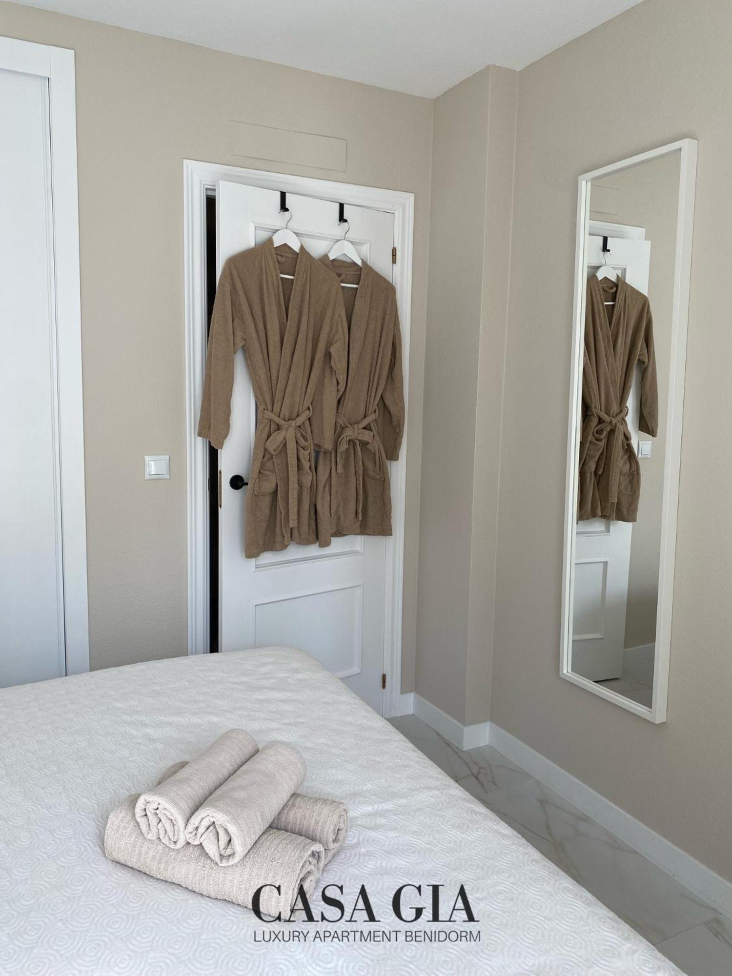 Casa Gia L Luxury Apartment ベニドルム エクステリア 写真